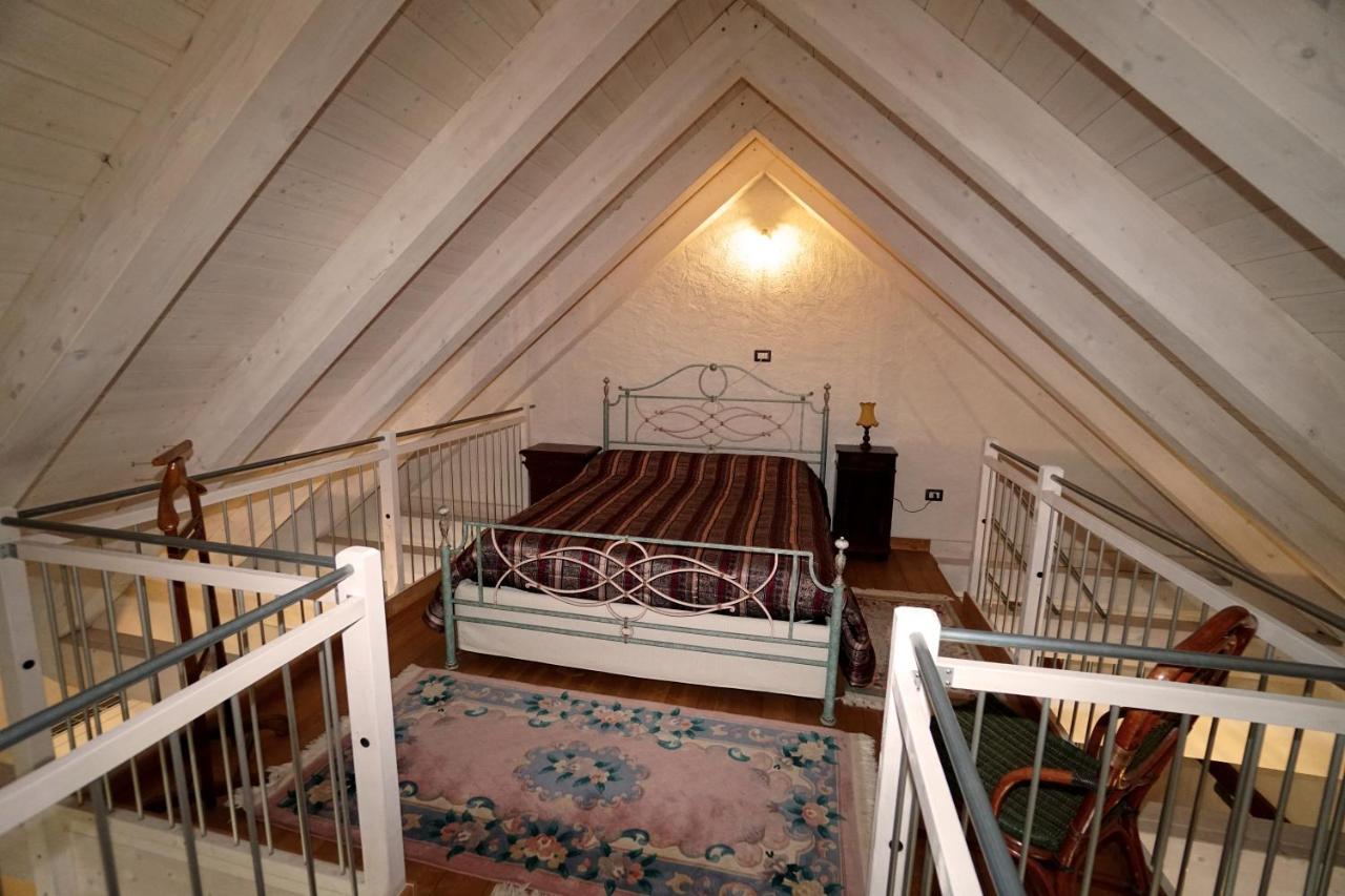 Villa Casa Del Cecco Trontano Esterno foto